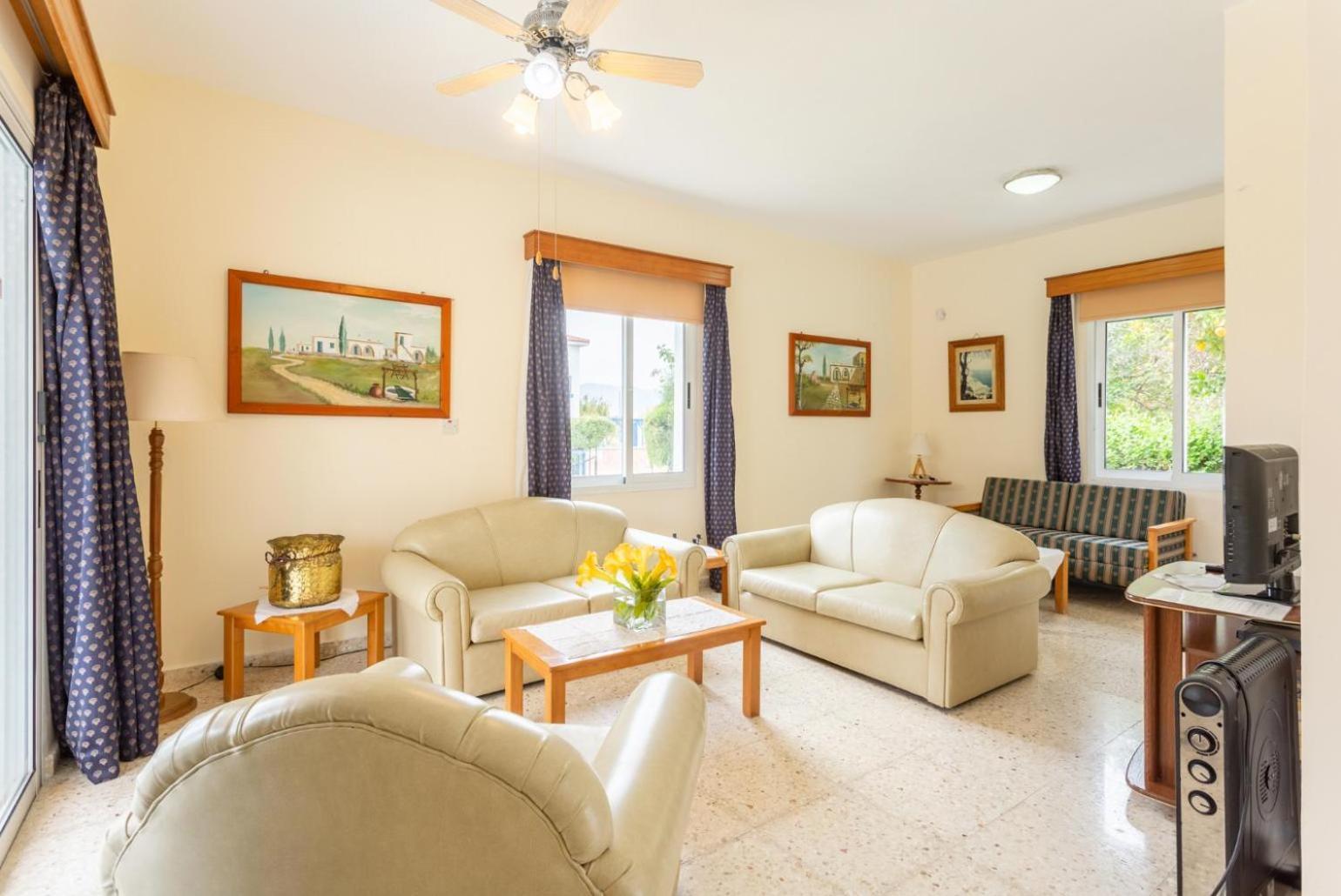Sun Beach Villa Polis Buitenkant foto